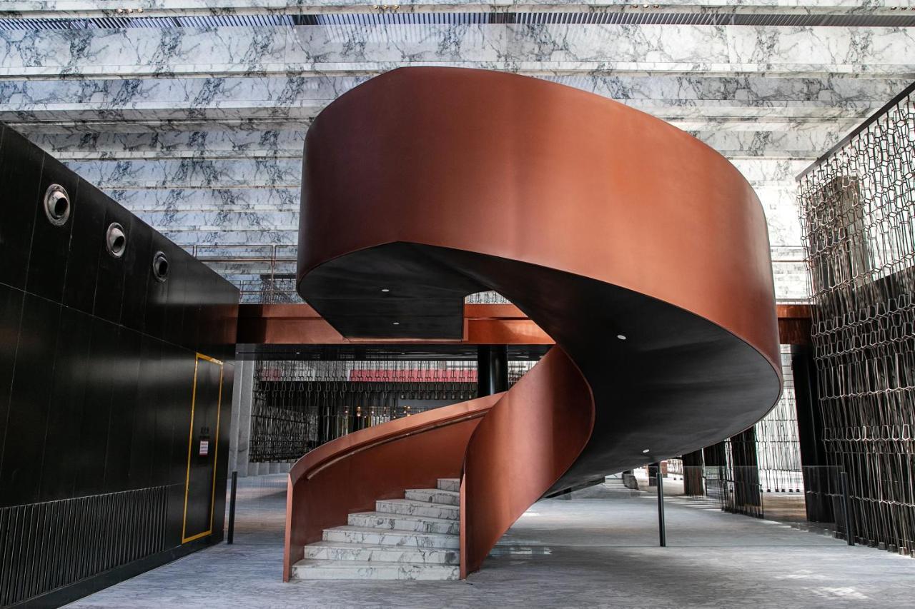 Mumian Beijing Daxing International Airport, Part Of Hyatt Hotel Exterior foto Spiral staircase